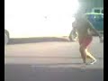 http://www.dailymotion.com/video/x24t5j_pied-2-lune-droi