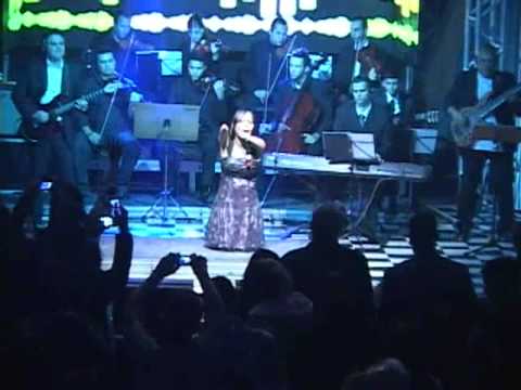 nunes - Avivamento Kezya Nunes Senhor, aviva a tua obra Senhor, aviva a tua igreja Senhor, eu quero ver, eu quero ver o teu avivamento. Quero ver milagre acontecer a...