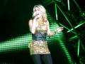 videos de Carrie Underwood Twisted Clip live in Tulsa at the BOK center - Carnival Ride Tour