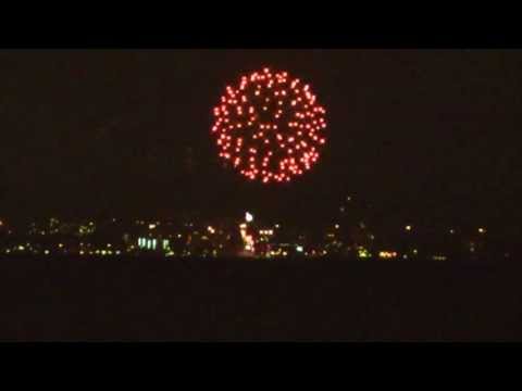 Canada Day Fireworks 2013 - Burlington Waterfront/Pier at Spencer Smith Park, Ontario