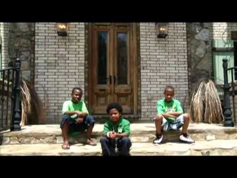 Lil P-Nut, le rappeur de 7 ans, revient avec son premier clip