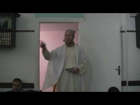 musulman - Khutba Jumu'a du Vendredi 17 Mai 2013 - 7 Rajab 1434. Salle de prière de Vanves, 14 rue Michel-Ange, 92170 Vanves. L'amour du musulman envers le musulman est...
