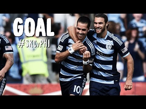 Video: GOAL: Graham Zusi buries one past MacMath to give Sporting the lead | SKC vs. Philadelphia Union