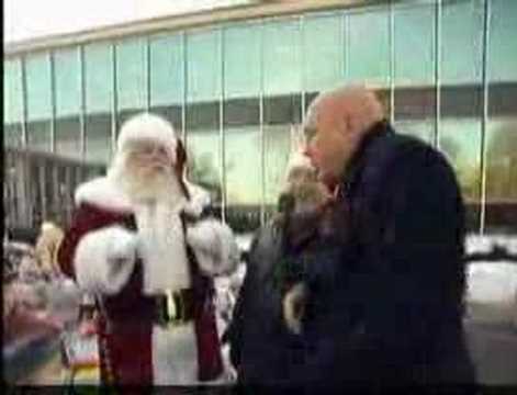 Santa Claus fights with Steve Wilkos Video
