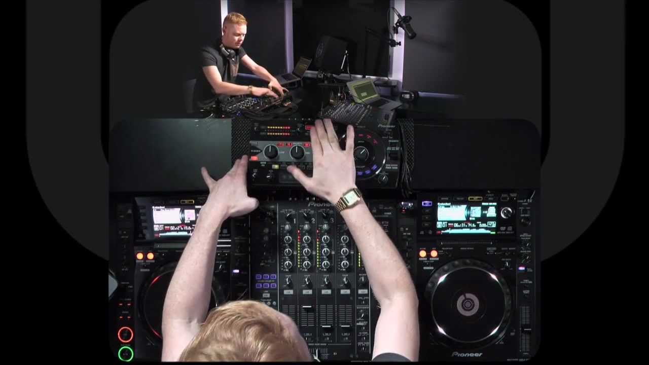 Rik Parkinson - Live @ DJsounds Show 2012