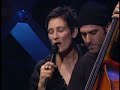 kd lang sings Fever on 