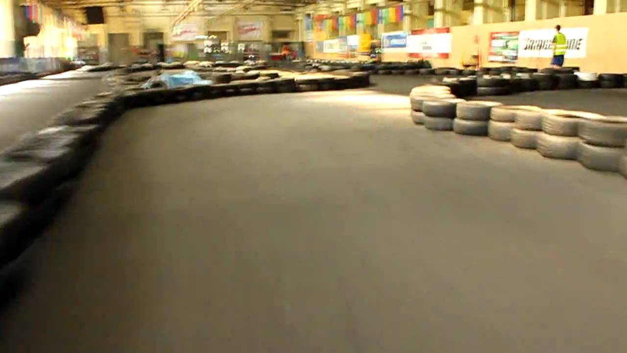 Karting Tarnów Tor Kartingowy Hala SPEED RACE