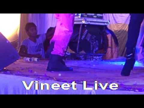 Vineet Live - Angrezi beat Yo yo Honey Singh