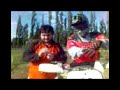 Los pibes andando en moto cipo