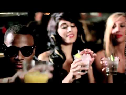 Pierre - Ali Pierre- Live it Up .(Official) Meu Canal: http://www.youtube.com/user/MusicaDanca?feature=mhsn Meu ORKUT & MSN: musica-danca1@hotmail.com.