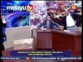 Anggota Parlimen Panas Telinga, Keluarkan Pistol