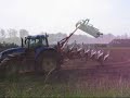 Plowing with NH TVT195 and 6 furrow kverneland