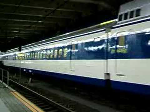 ０系 （６両）（0724A） 【博多駅】