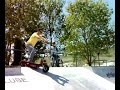 Trotinete el�ctrica 800W num skatepark