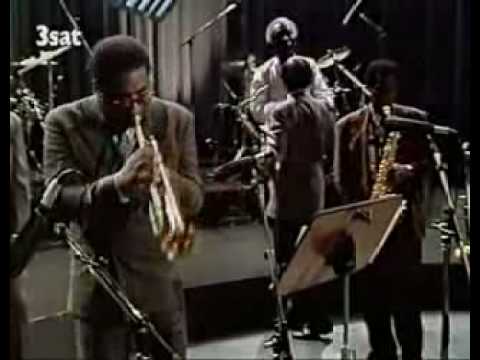 a la mode - Art Blakey's Jazz Messengers performing