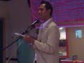 Puisi:Melayu Di Puncak Terbilang Dunia (Versi Panjang iii Ke Puncak Terbilang) Asyik ratap mata menelusuriMerah senja menggamit dada langitSemarak pesona cuba mendamai sangsiAlunan desir angin merembesLautan tenang menariSeorang anak Melayu duduk termenungTeringat pada benua Melayu yang dahulu agungBiar jarak merembat, mendesahBiar badai menerpa mengusir pantaiHatinya mula mengungkalTetap mengual mencari jawapanBagi seribu persoalanMengapa bumi Melayu berpecah-belah?Mengapa Sri Wijaya tidak terus bertakhta?Mengapa Melaka tidak mampu menghalang Portugis durjana?Mengapa Singapura terpisah dari Malaya?Jejak sejarah yang menapak hala beribuSemangat menghangat menguasai jenuhUngkapan madah ditinta mengelus resahHatinya terusan berbisik pada deru anginAnak Melayu itu mula berdiriMembara isi dada,Dia lantas berbicara pada duniaMelayu tetap Melayu !Dari Kambodia ke Selat SuluPatani ke MalayaTemasek ke SurabayaHingga jauh ke benua Afrika !Dalam setiap hembusan nafasSemangat semakin membaraRaganya tidak lagi rasa terhimpitRasa takut tidak lagi menggigitDia mula memencak kakiPercepatkan langkahBerteman bayu yang merangsang jiwaDia melompat setinggi awanMula mengejar, mendaki ke puncak terbilangTangan cuba mencapai gemintang cemerlangDia mula melaung kata ...Akulah anak Melayu perantau tujuh benuaMerah langit mampu ku birukanMembebaskan minda dari kejajahanAnak Melayu, anak berpengetahuanBersama nama Tuhanku terpahat di dadaBersama kesantunan dan adat terjagaMenjarak bumi dari sengsaraAku, dia, kami, kita semuaAnak-anak Melayu di puncak terbilang dunia!!!Puisi:Dewi Nurazlin & Elmi Zulkarnain P.S Ribuan penghargaan buat Prof. Dr. Irwan (drirwan) dan rakan-rakan eSastera.com / DBP di atas ruang yang diberikan untuk bersastera di Malaysia.