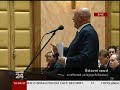 Jul�nek vysv?tluje, pro? plat�me poplatek u doktora
