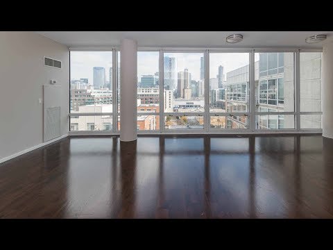 A West Loop 3-bedroom, 2 ½ bath at 24 South Morgan A West Loop 3-bedroom, 2 ½ bath at 24 South Morgan