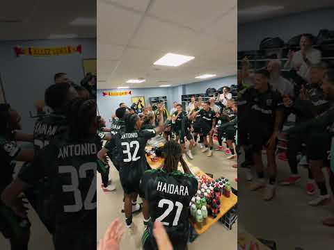 Vidéo : Joie dans le vestiaire Lensois