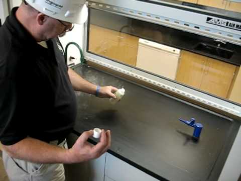 how to reverse a vector