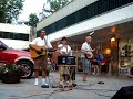 i recorded a bluegrass band outside an italian restaurant in gatlinburg. they play there every night, and we've seen them every time we've been to gatlinburg. too bad i don't know the band's name. d: