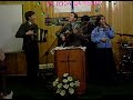 Familia Cardenas Zurita en Iglesia Filadelfia Puerto Montt 22/11/20081ª voz y bajo quinto: Saul Cardenas Aro2ª voz: Belen Cardenas ZuritaAcordeon: Saul Cardenas ZuritaBajo electrico: Sebastian Cardenas ZuritaBateria: David VillegasCamara: Miriam Zurita fono contacto: 9-2824674 - 8-5127958
