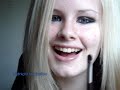 Avril Lavigne: Girlfriend Remix Make Up Look+Style Tutorial