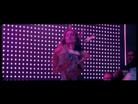 Jennifer Lopez on her Nude Ass in HUSTLERS PREMIERE!