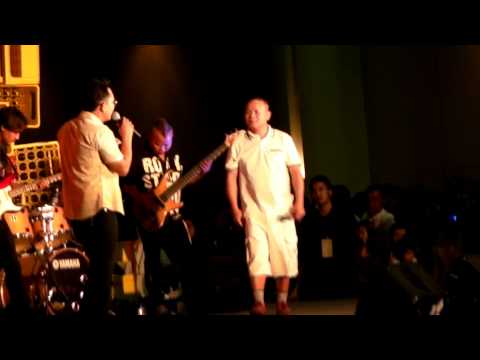 แม้ว่า(VER.เสียง10คน)-ปู พันหน้า@ Workpoint festival