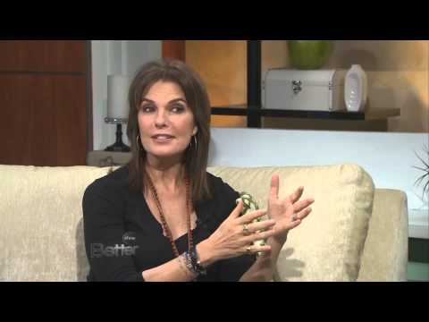 Sela Ward - Sela Ward tells JD and Rebecca she is such a big Alabama U Football fan.