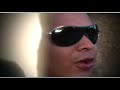 Buyaka family - la ni�a de la esquina