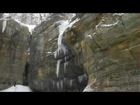 tonti canyon, starved rock state park, utica, IL 2012 Jan