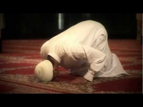 salat - 'Isha, la prière de la nuit, composée de quatre raka'at, dont les deux premières sont dites à haute voix et les deux dernières intérieurement. Son temps comm...