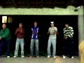 bailando en casa de robus