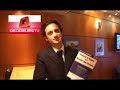 sp�culer sur les devises, b�n�ficier d'un levier de 100, acheter ou vendre 24h/24 voil� un sport � haut risque mais qui passionnera les mordus des march�s

alors qu'il �tait trader � londres, il remarque que beaucoup de ses coll�gues anglais avaient, en plus de leurs portefeuilles d'actions, la possibilit� d'acc�der au march� des changes via leurs interm�diaires habituels. le march� des changes �tant un march� ultra liquide avec plus de 2500 milliards de volumes �chang�s par jour, c'est le march� r�v� de tout sp�culateur. il s'est donc naturellement int�ress� � ce march� et apr�s s'�tre assur�, aupr�s du fsa, l'organe de r�gulation anglais, qu'il pouvait ouvrir un compte de trading de forex � titre particulier, il franchit le pas.

pierre-antoine s'est ensuite demand� s'il �tait possible d'avoir un compte de trading de devises en france. a sa grande surprise, aucune banque ou broker fran�ais ne proposait ce service. c'est � partir de ce moment la qu'il a d�cid� de faire d�couvrir aux particuliers fran�ais le fabuleux march� du forex. en mars 2006, cambiste.com est cr��.