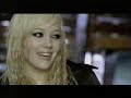 Material Girl - Hilary and Haylie Duff