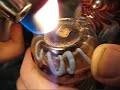 melting some bubbel hash to show the bubbling