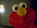 Elmo gives Obama his support