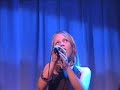 Emilie 10yrs singing Gabriellas song Live (Gabriellas s�ng)