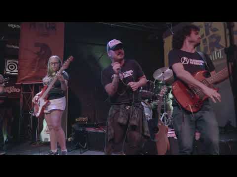 Highway To Hell - AC/DC (Cover) | Rock Hour | Moema