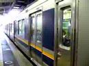 ２０７系発車　京橋駅