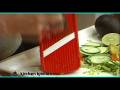 videos de Gadget Gal® shows how to quickly makes julienne vegetable slices