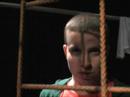 (www.vest.si) Teater Frnikula, V samoti bomba?nih polj 15-04-08