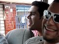 asi canta un bacano desde peru