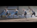 Nike: Human Chain