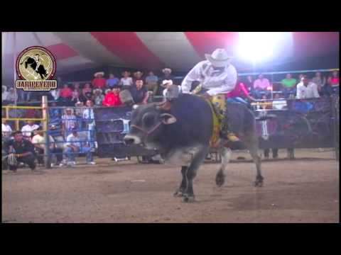 **JaRiPeYaZo** Rancho El Guamuchil vs La Jefe De Jefes En Santa Cruz Puebla 4 Mayo 2014