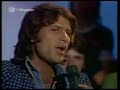 clip non-officiel, cr�� les 12 et 13 avril 2007, avec des images de chanteurs/-teuses dans les ann�es 70 ou 80 et la chanson de b�nabar (2005). parfois, les images respectent les paroles; parfois, pas trop. c'est fait expr�s!