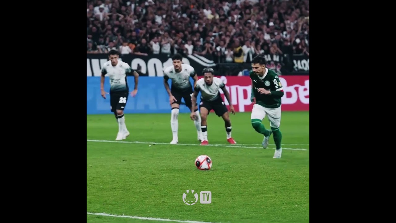 São inúmeros goleiros que já vestiram a camisa do Corinthians desde 1910. 💪🏽⚽#shorts