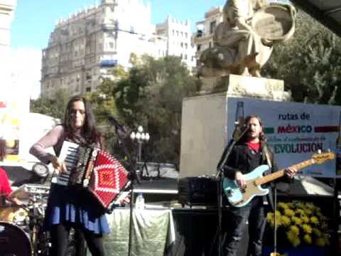 Julieta Venegas ofreció un concierto gratuito en Madrid