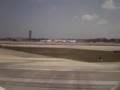 ERJ-190 landing in KFLL